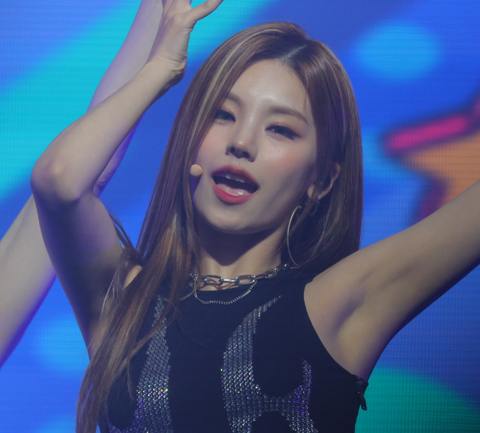ITZY Yeji 230617 (956 pics - 6.66 gb)