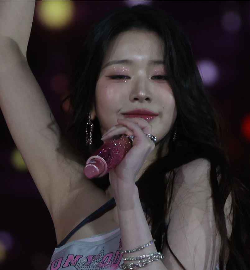 250105 원영 Wonyoung 495 Files