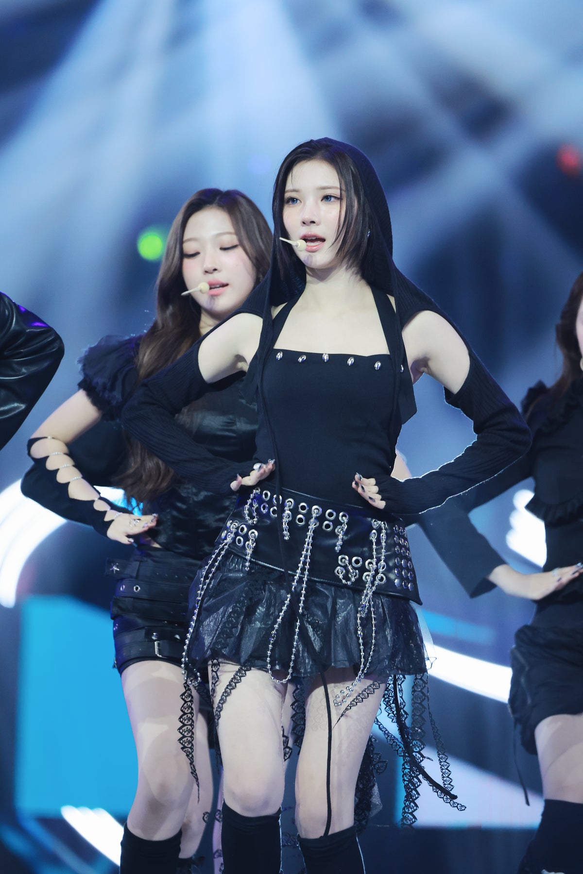 251225 Jiwoo 203 pics