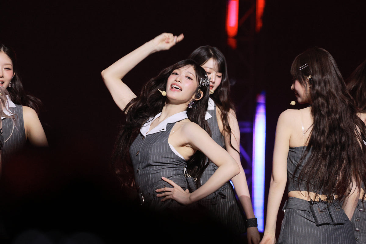 250821 Leeseo 949 pics