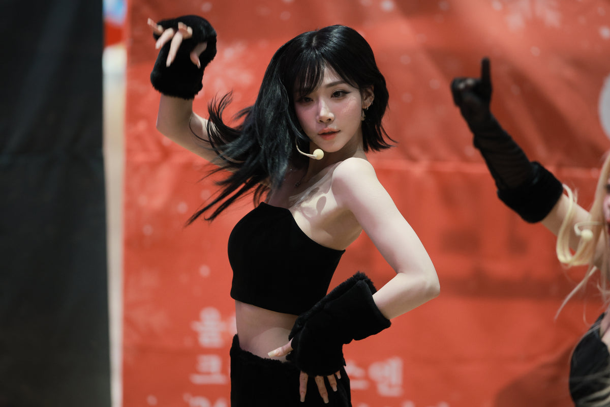 251202 Nakyoung 751 pics