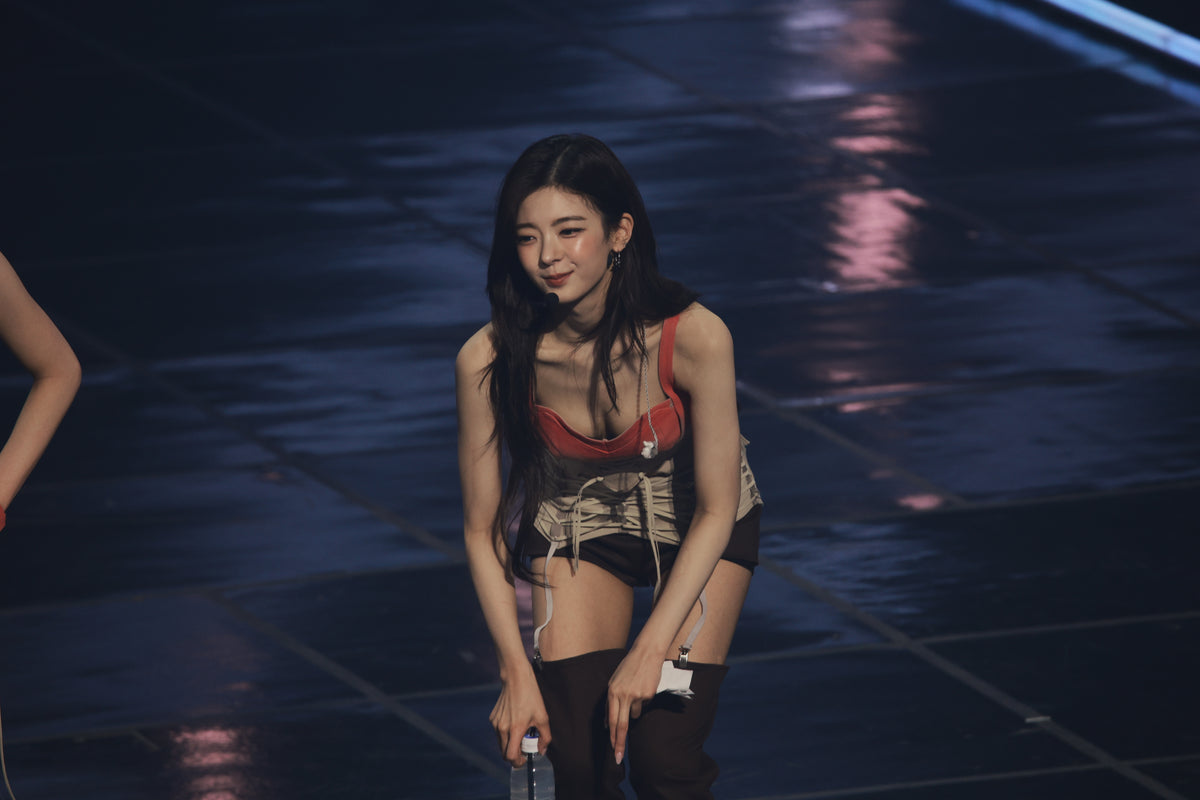 260215 Lia 2650 pics