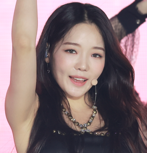 Roh Jisun 221112 (1346 pics - 7.35 gb)