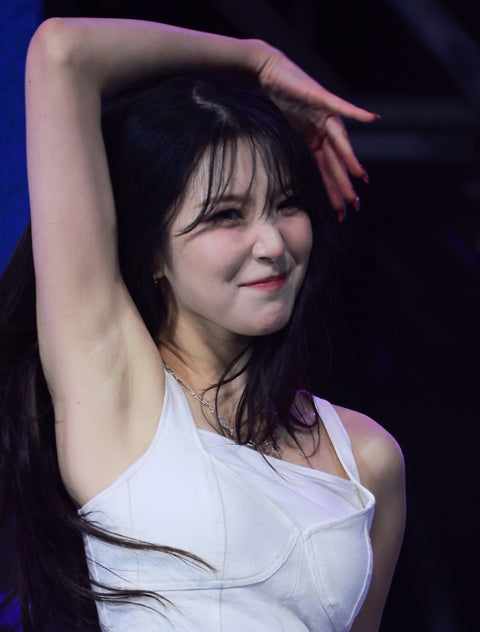 Jiheon 231012 백지헌 (1049 pics - 11.6 gb)