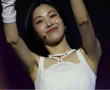 240929 류진 Ryujin 1488 pics