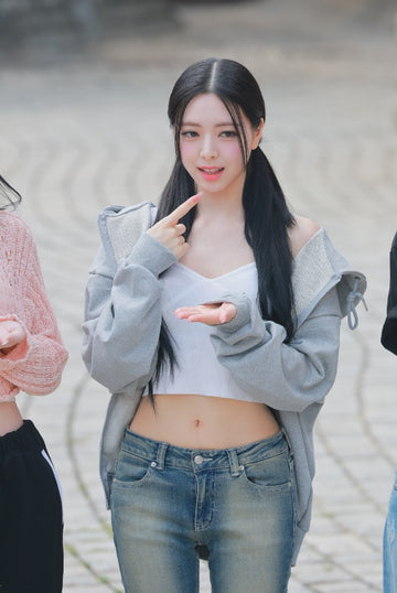 230801 Yuna 유나 424
