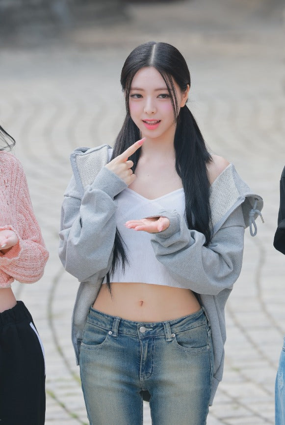 230801 Yuna 유나 424