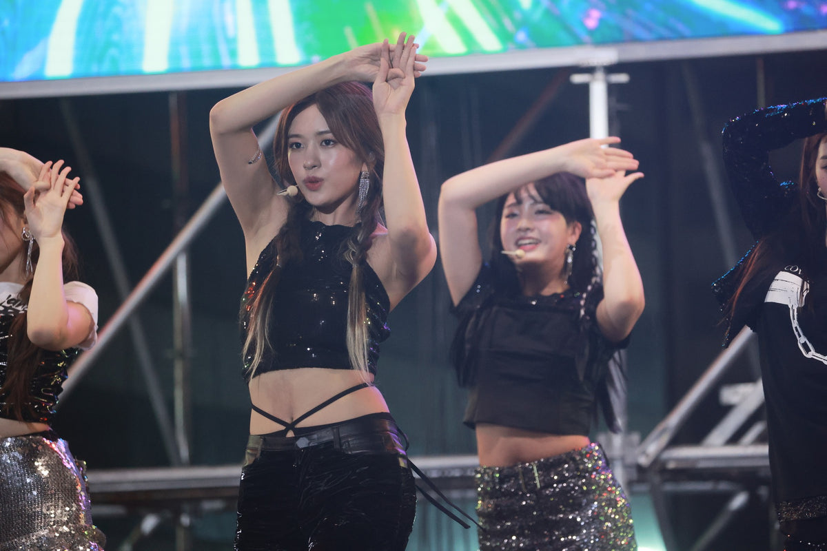Yujin 220917 4472 pics 27.51 gb