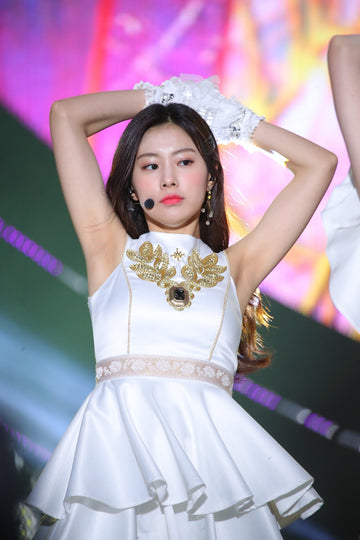 Kang Hye-won 190428 (419 pics - 3.43 gb)