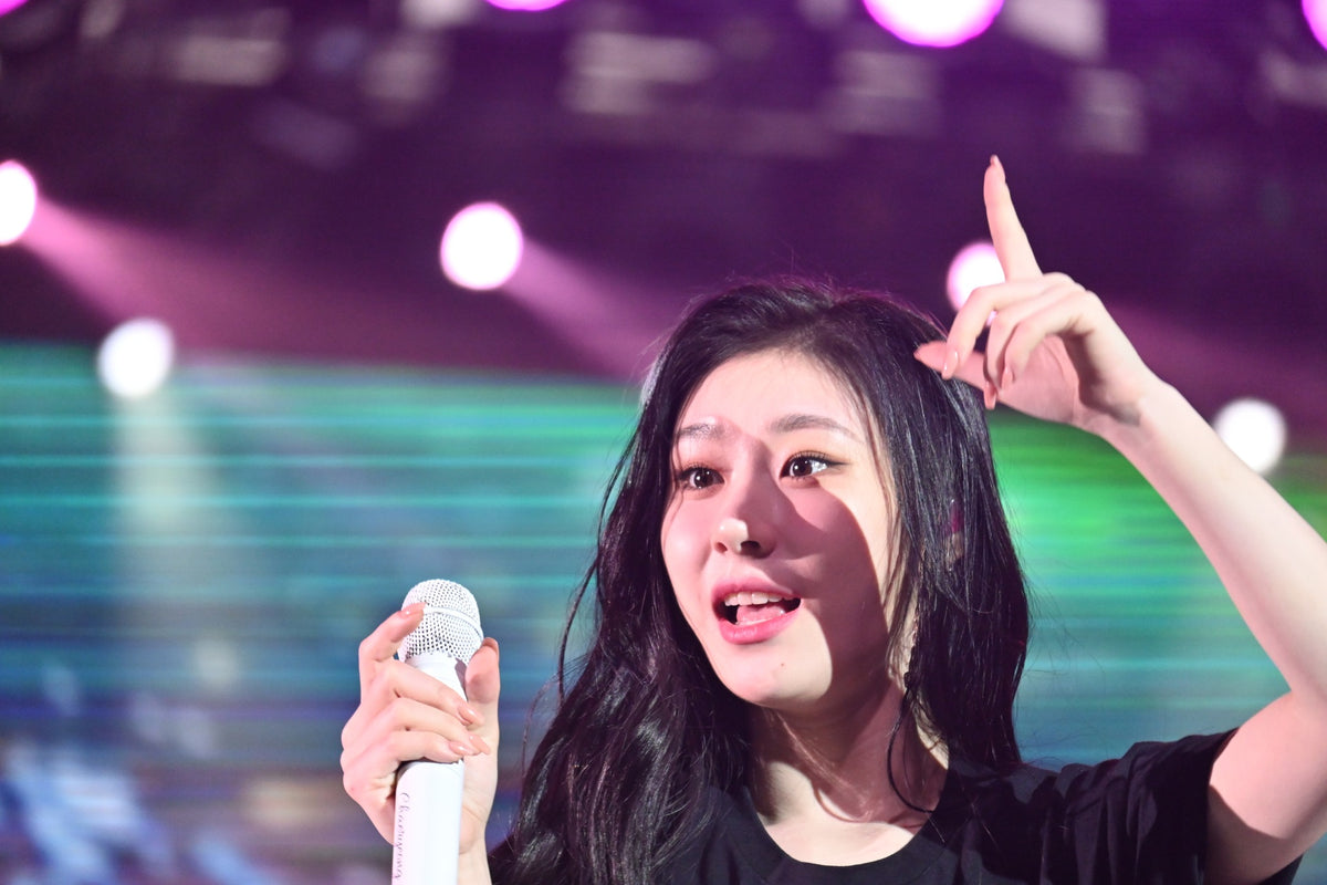 Itzy 있지 230311 (869 pics – 7.66 gb)