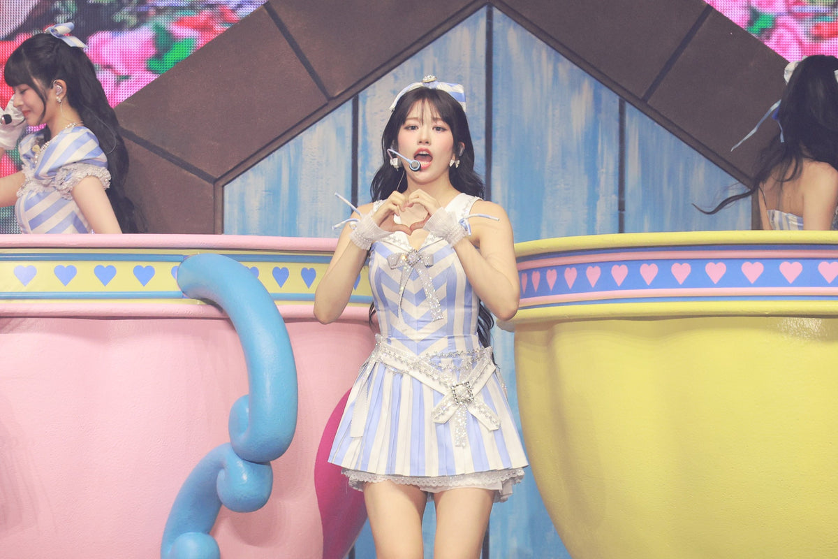 250405 Ahn Yujin 2070 pics