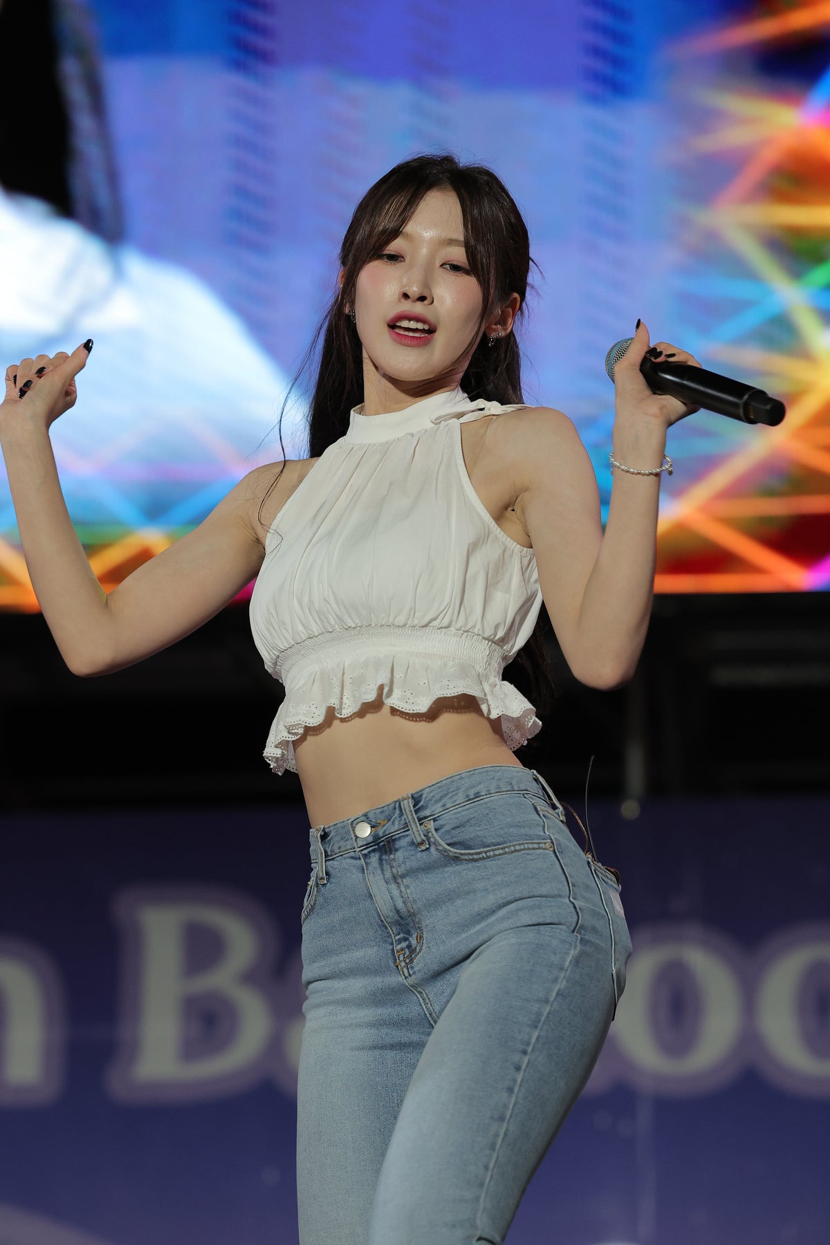 240522 Arin 2500+ pics
