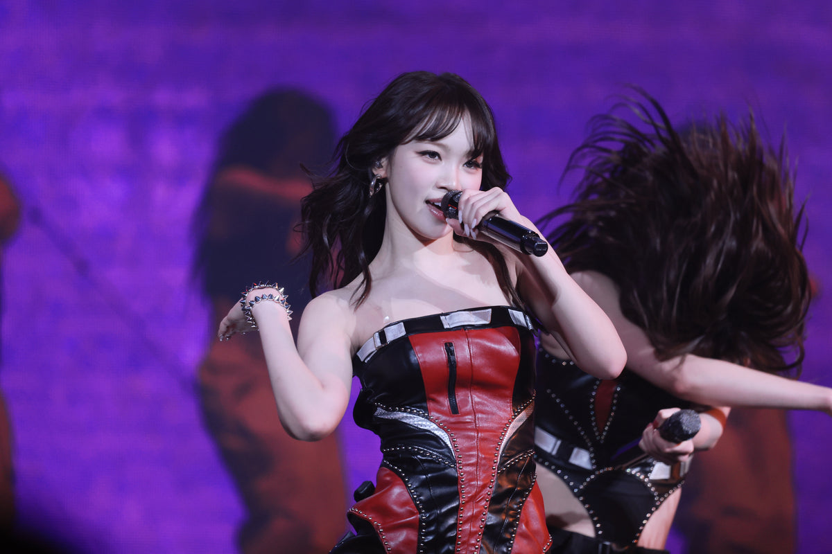 260201 Chaewon 1253 pics