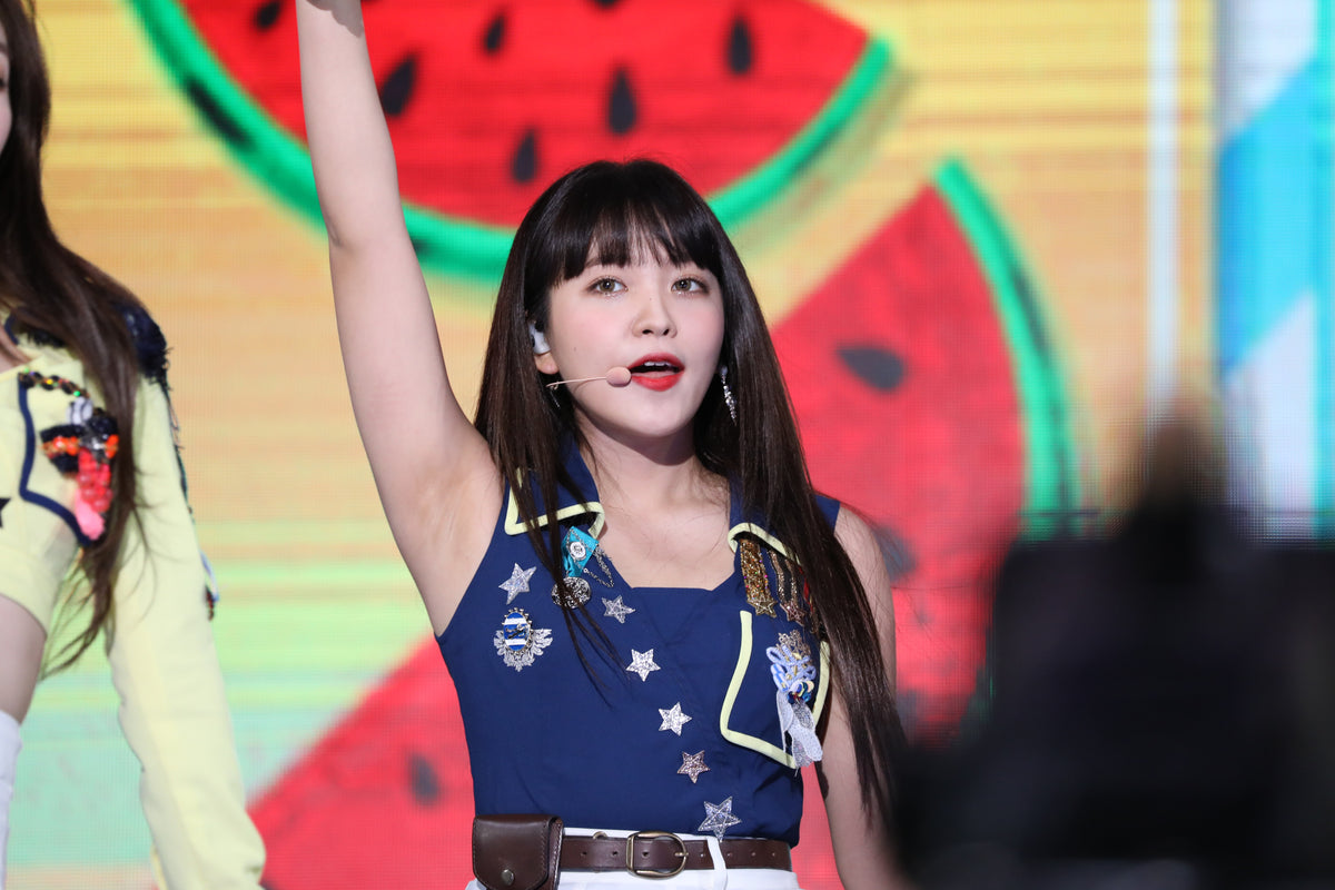 180905 Yeri 415 pics