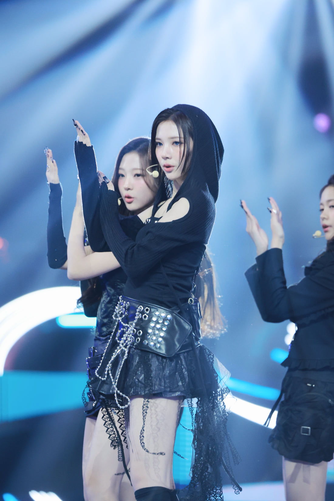 251225 Jiwoo 203 pics