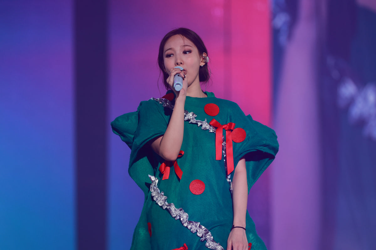 211226 Nayeon data 949 pics