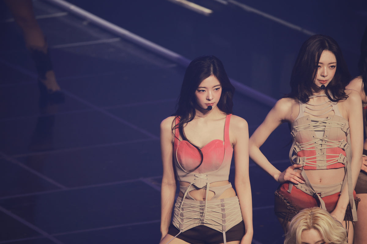 260215 Lia 2650 pics