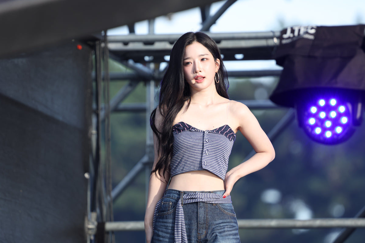 250807 Yooyeon 1924 pics