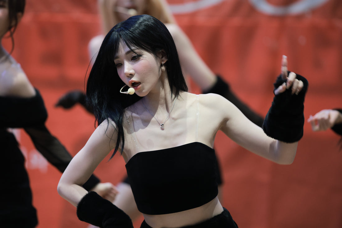251202 Nakyoung 751 pics