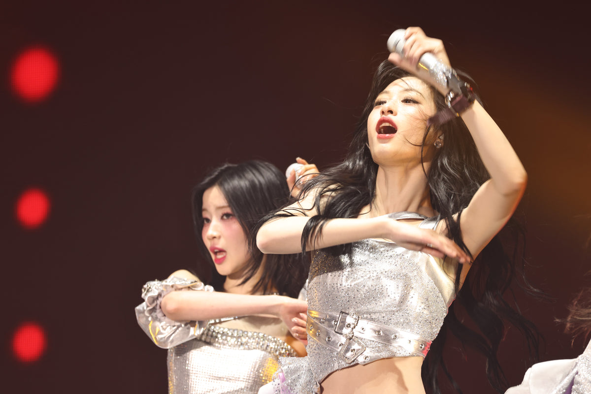 250125 Ahyeon 666 pics
