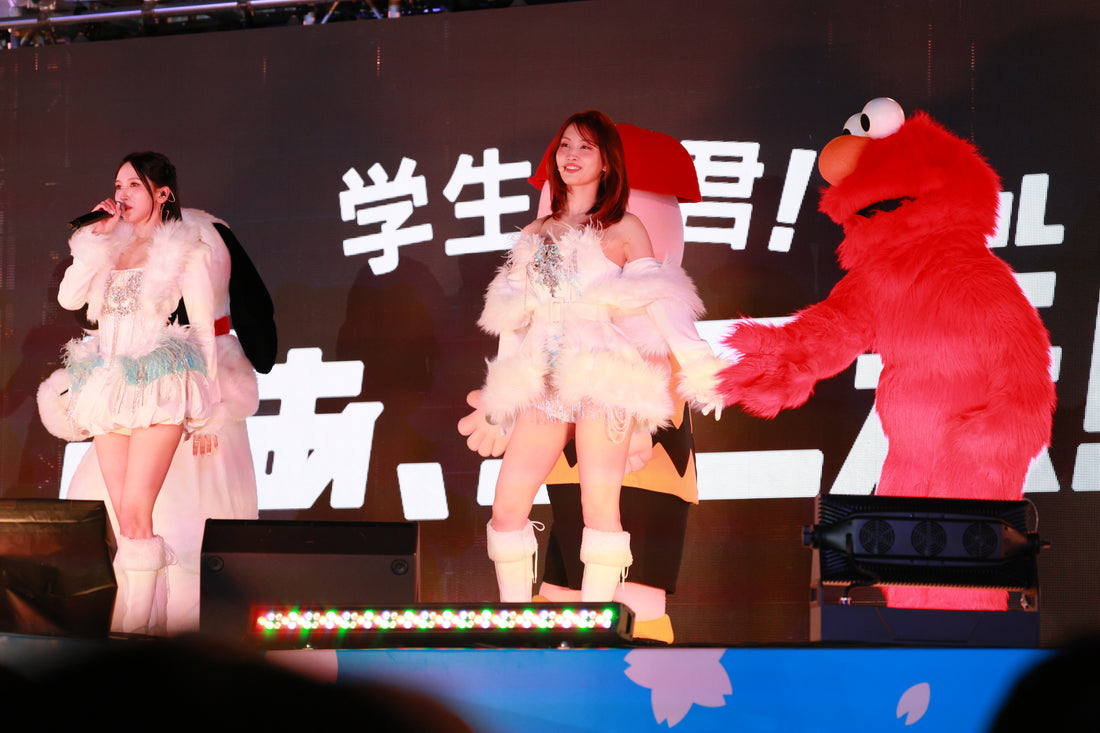 260206 Momo 810 pics